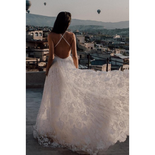A-line Spaghetti Straps Lace Wedding Dress
