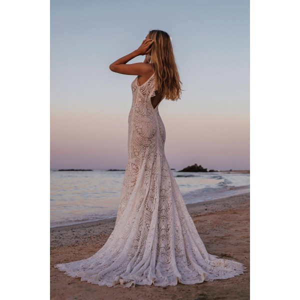 White Sleeveless Lace Backless Phoenix Wedding Day Party Gown