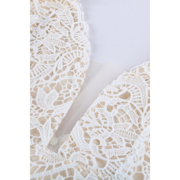 White V-neck Backless Lace Wedding Sweeping Floor Evening Dress