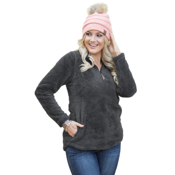 Gray Zipped Pullover Fleece Outfit