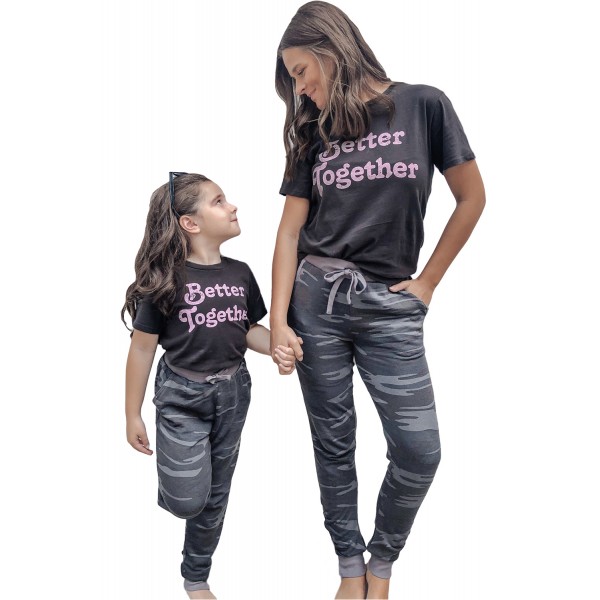 Mom’s Family Matching Two-piece Letter Camo Print Short Sleeve Lounge Set