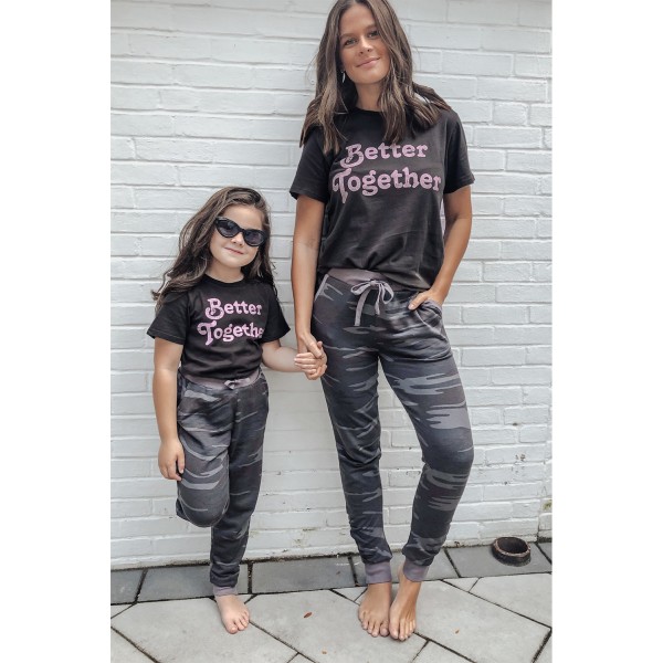 Mom’s Family Matching Two-piece Letter Camo Print Short Sleeve Lounge Set